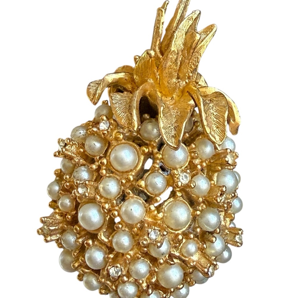 Luxurious Alice Caviness Gold and Pearl Pineapple Brooch